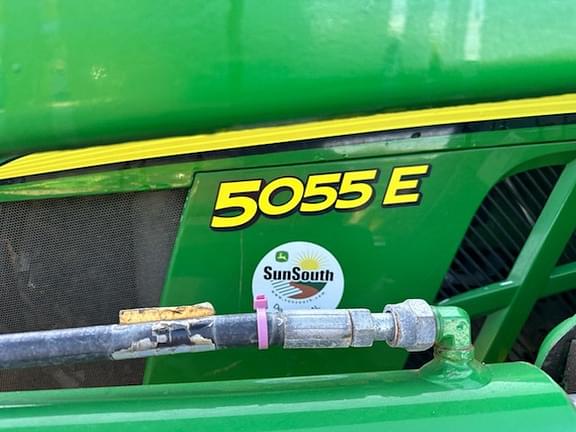 Image of John Deere 5055E equipment image 1