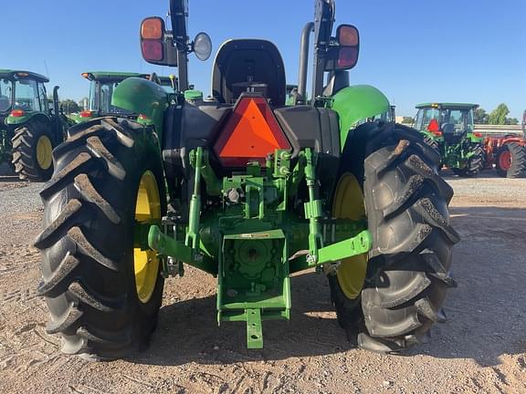 Image of John Deere 5055E equipment image 2
