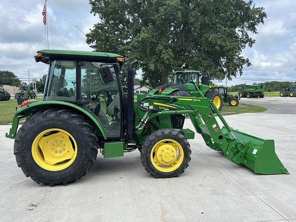 Image of John Deere 5055E equipment image 1