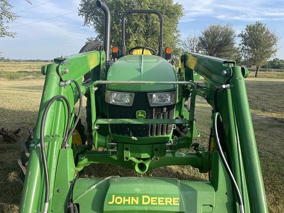 Image of John Deere 5055E equipment image 1