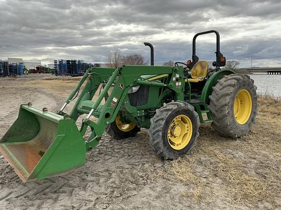 Image of John Deere 5055E Primary image