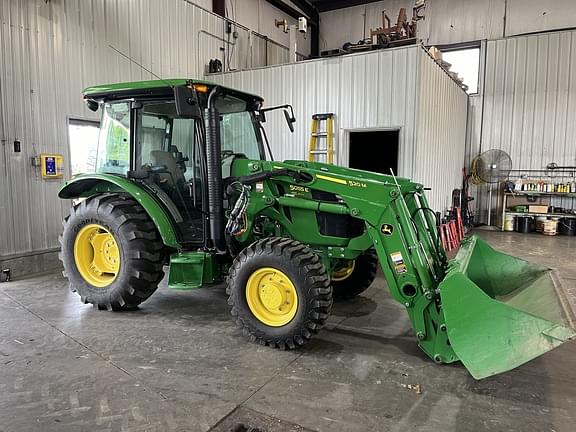 Image of John Deere 5055E equipment image 3