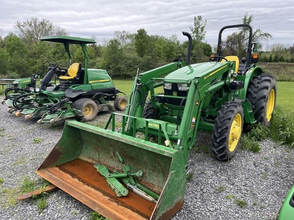 Image of John Deere 5055E equipment image 3