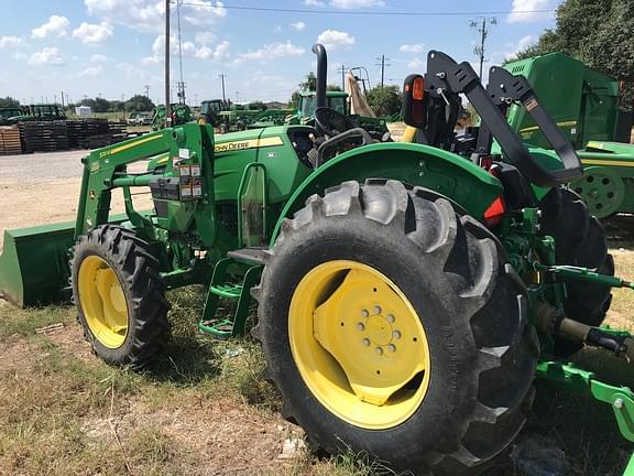 Image of John Deere 5055E equipment image 1