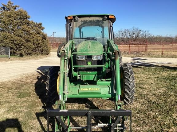 Image of John Deere 5055E equipment image 3