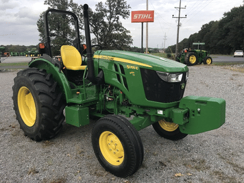 Main image John Deere 5055E