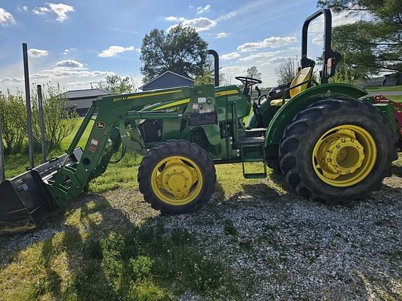 Image of John Deere 5055E equipment image 1