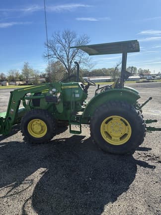 Image of John Deere 5055E equipment image 1