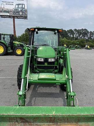 Image of John Deere 5055E equipment image 4