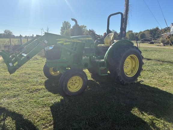 Image of John Deere 5055E equipment image 2