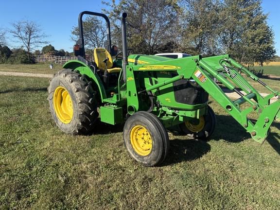 Image of John Deere 5055E Primary image