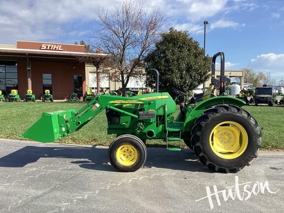 Image of John Deere 5055E equipment image 4