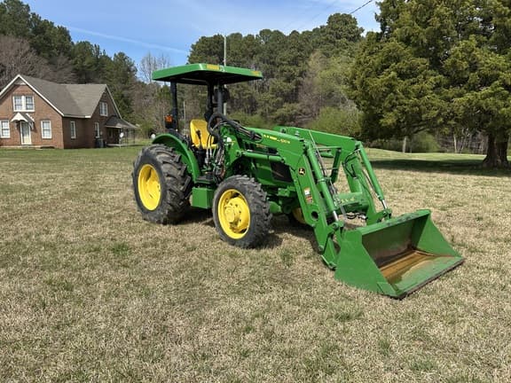 Image of John Deere 5055E equipment image 1