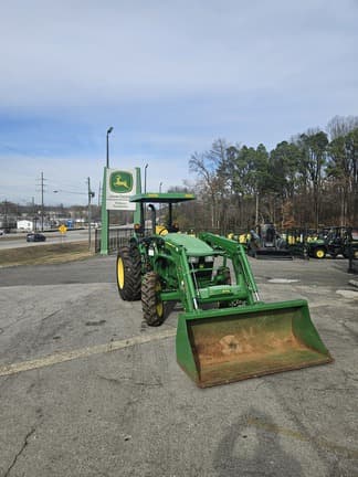 Image of John Deere 5055E equipment image 4