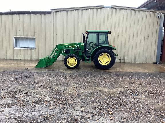 2018 John Deere 5055E Equipment Image0