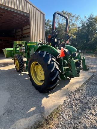 Image of John Deere 5055E equipment image 1
