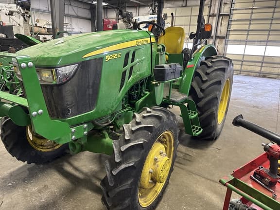 Image of John Deere 5055E Primary image