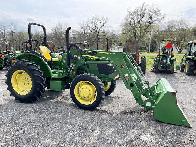 Image of John Deere 5055E equipment image 3