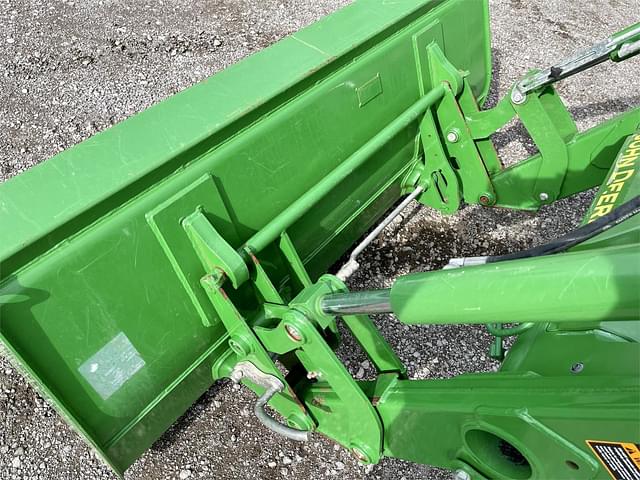 Image of John Deere 5055E equipment image 4