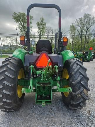 Image of John Deere 5055E equipment image 2