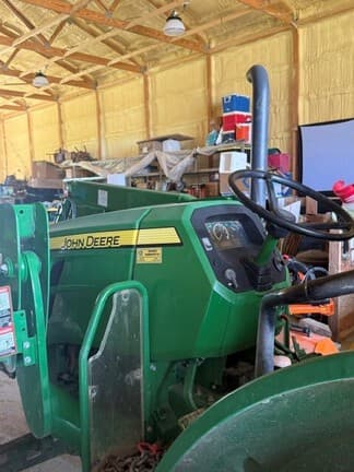 Image of John Deere 5055E equipment image 4