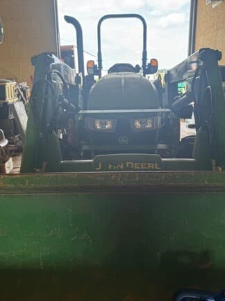 Image of John Deere 5055E equipment image 3