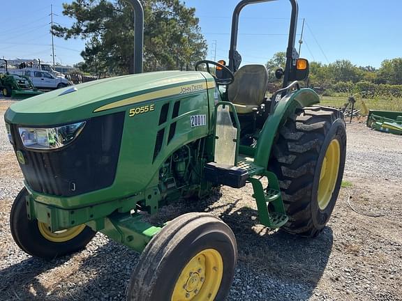 Image of John Deere 5055E equipment image 1