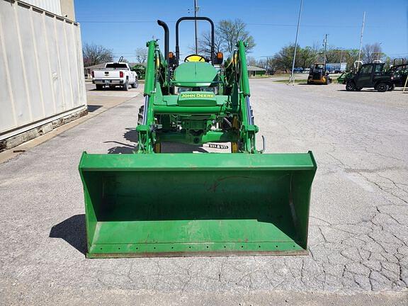 Image of John Deere 5055E equipment image 2