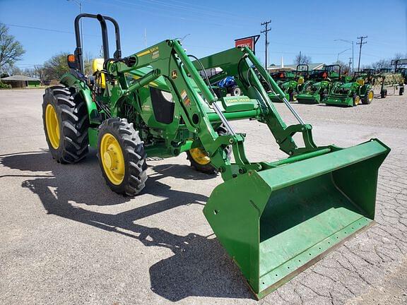 Image of John Deere 5055E equipment image 3