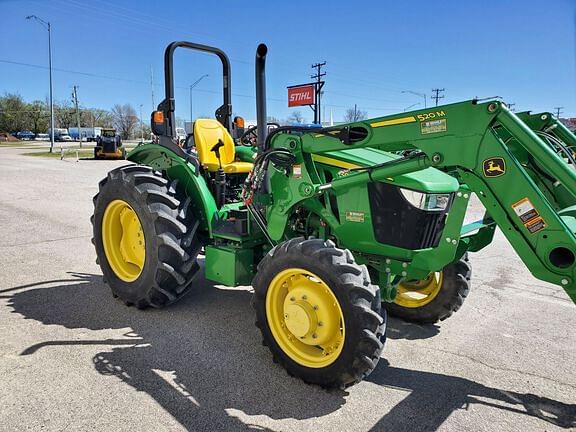 Image of John Deere 5055E equipment image 4