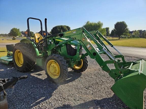 Image of John Deere 5055E equipment image 2