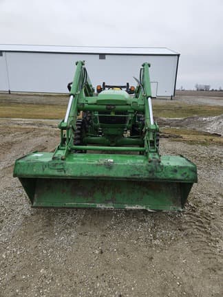 Image of John Deere 5055E equipment image 4