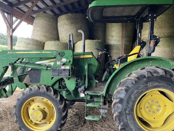 Image of John Deere 5055E equipment image 1
