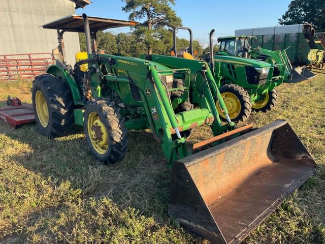 Image of John Deere 5055E equipment image 1