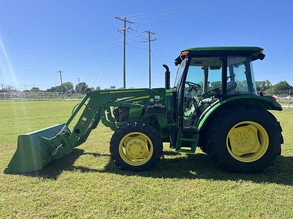 Image of John Deere 5065E equipment image 2