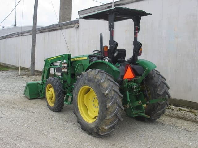 Image of John Deere 5065E equipment image 2