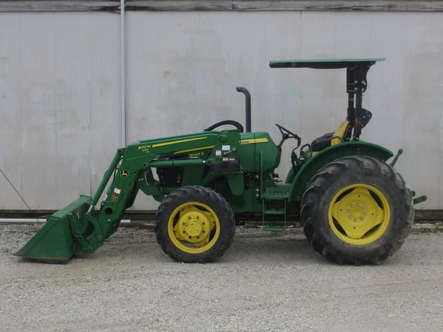 Image of John Deere 5065E equipment image 4