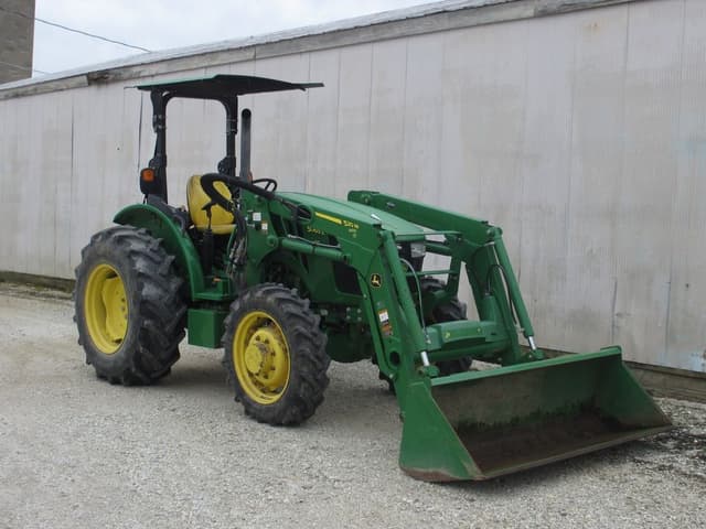 Image of John Deere 5065E equipment image 1