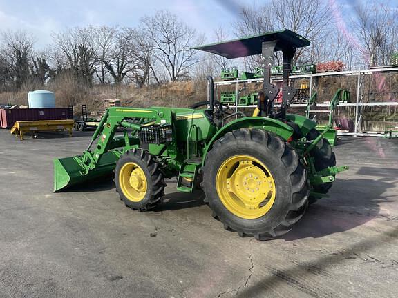 Image of John Deere 5065E equipment image 2