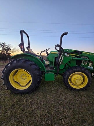 2018 John Deere 5065E Equipment Image0
