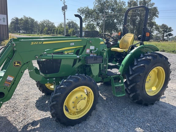 2018 John Deere 5065E Equipment Image0
