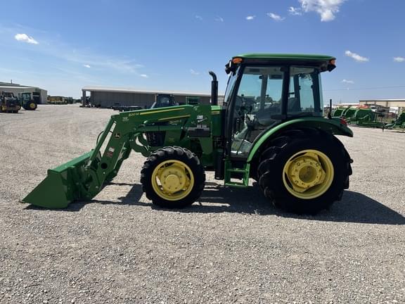 Image of John Deere 5065E equipment image 1