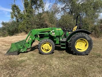Main image John Deere 5065E