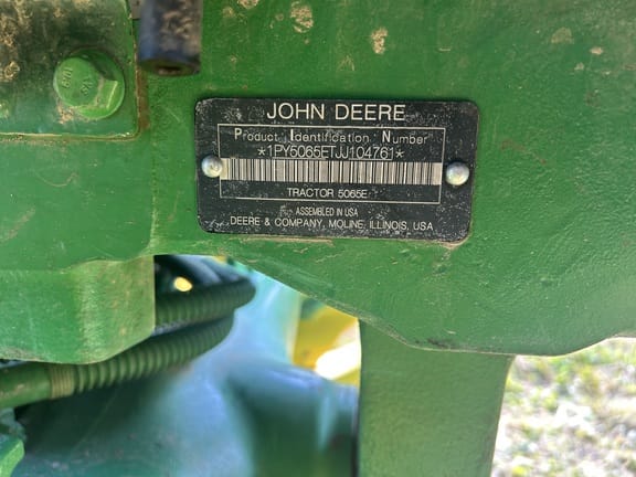 2018 John Deere 5065E Equipment Image0