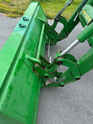 Image of John Deere 5065E equipment image 4