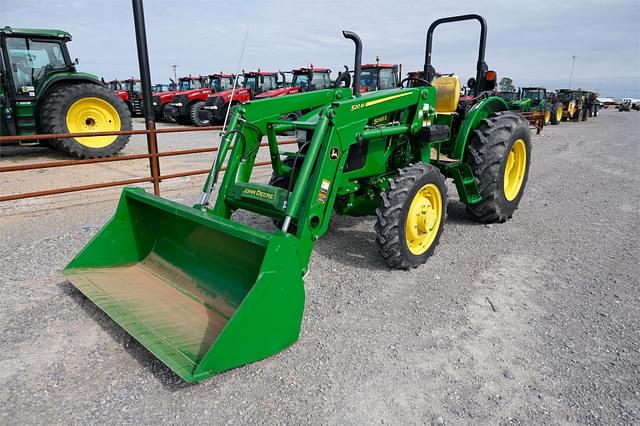 Image of John Deere 5065E equipment image 2