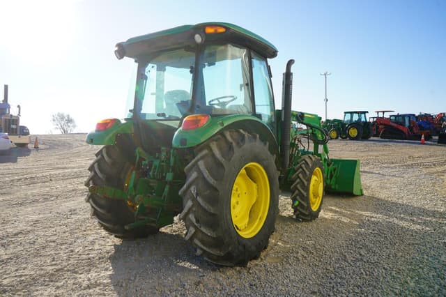 Image of John Deere 5065E equipment image 4