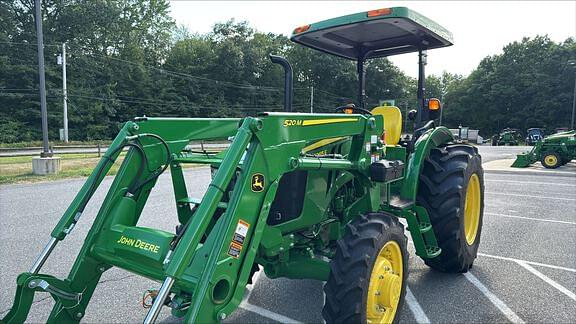 Image of John Deere 5065E equipment image 3