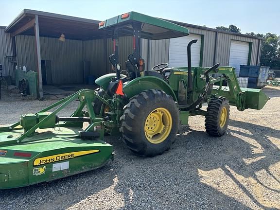 Image of John Deere 5065E equipment image 2