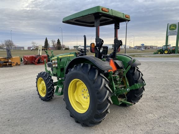 Image of John Deere 5065E equipment image 1
